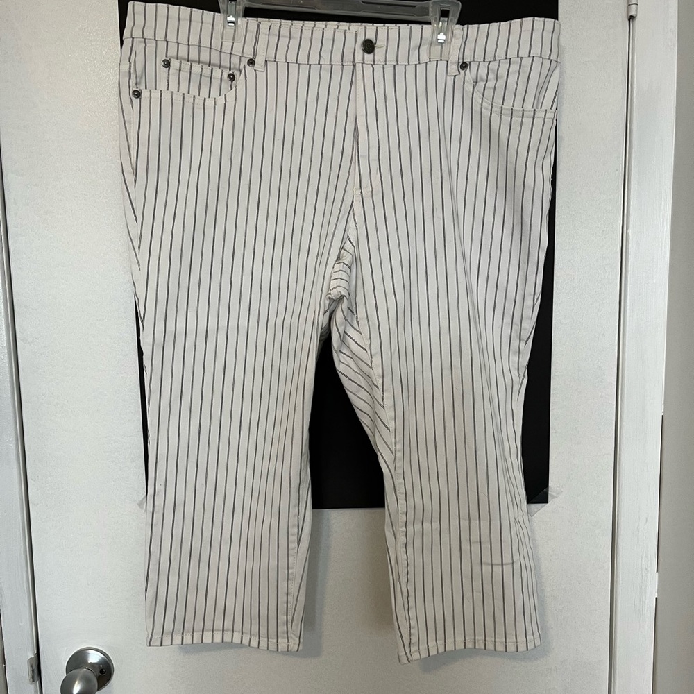 Chaps capris